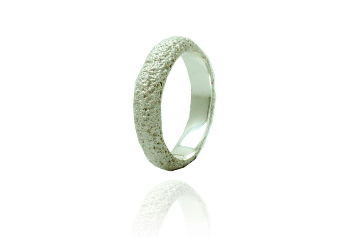 DESERT HALF ROUND MEDIUM MATT RING