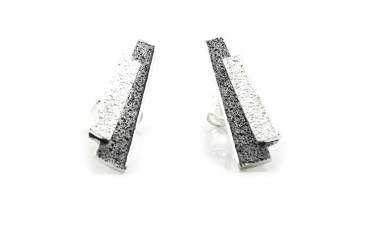 TRAI OXIDIZED/MATT EARRINGS