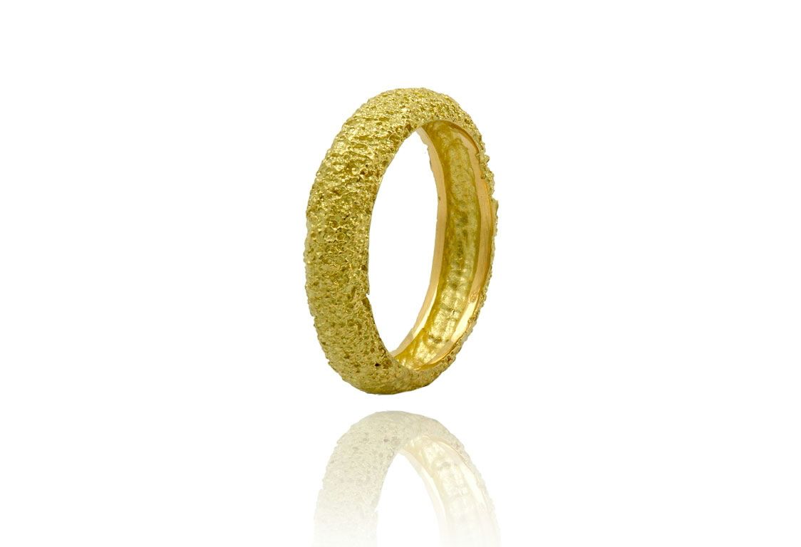 DESERT HALF ROUND MEDIUM GOLD RING