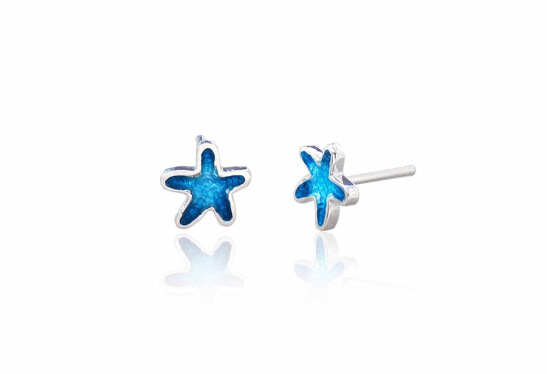 STAR TEXTURED MEDIUM EARRINGS